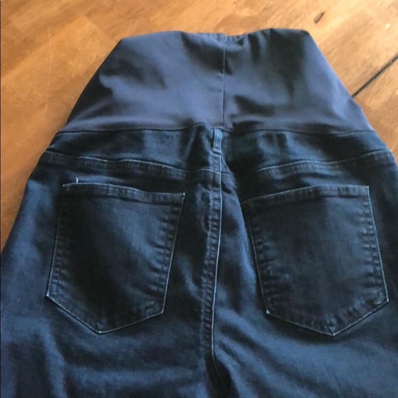 GAP Maternity Skinny Jeans - Picture 4 of 4